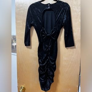 Vintage ‘All That Jazz’ Little Black Dress